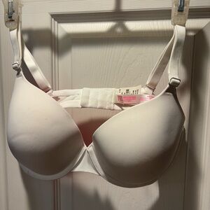 PINK Victoria's Secret Soft Cream Bra